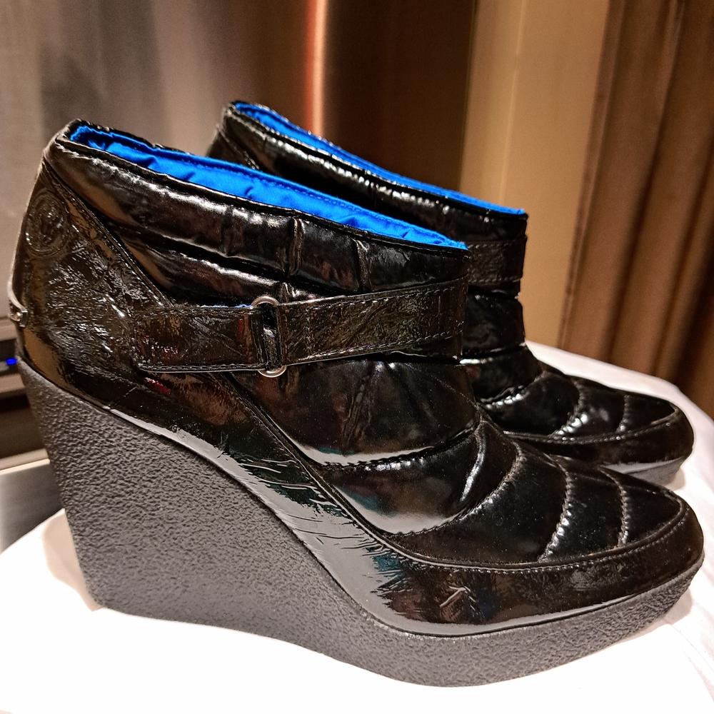 Stylish Black Wedge Ankle Boots